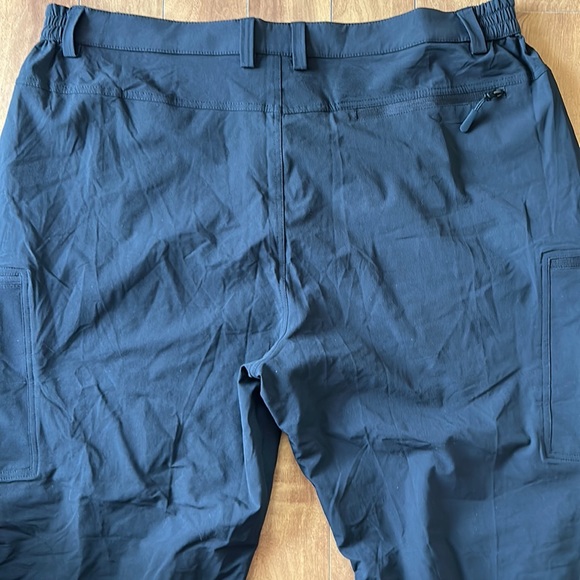 NWOT🌟💥Men’s Black Athletic/Work Trek Pants - Picture 11 of 13